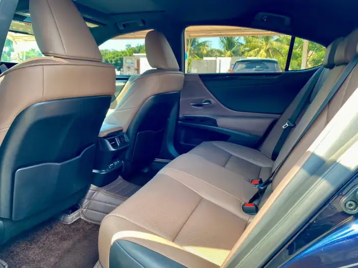 Lexus ES 2022 Model 200 Superior Edition – фото 9