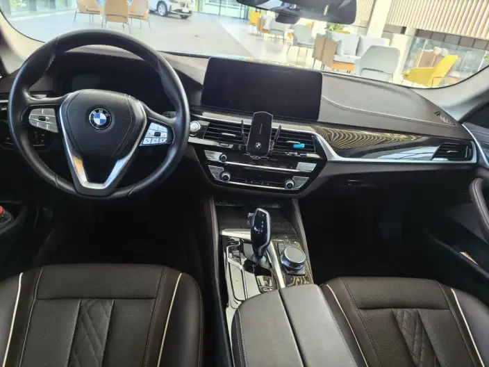 BMW 5 Series 2022 Model Facelift II 525Li Luxury Set – фото 9