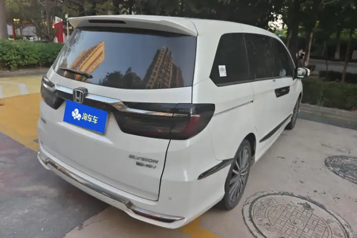 Honda Elysion 2022 Model 2.0L Hybrid Supreme Edition – фото 3