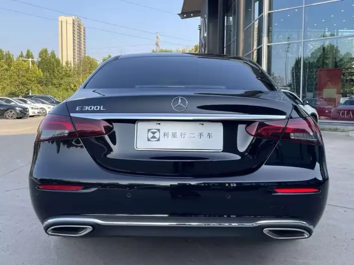 Mercedes-Benz E-Class 2023 Model E 300 L Fashion Model sedan – фото 4