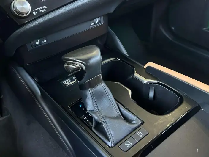 Lexus ES 2022 Model 200 Superior Edition – фото 10