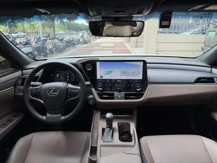 Lexus ES 2025 Model 200 Premium – фото 7