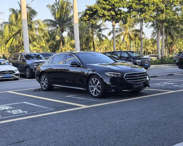 Mercedes-Benz E-Class 2025 Model E 300 L Fashion Model sedan – фото 3