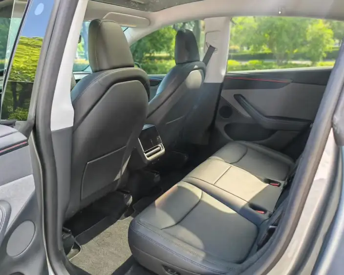 Model Y 2025 Model Rear-wheel drive version – фото 9