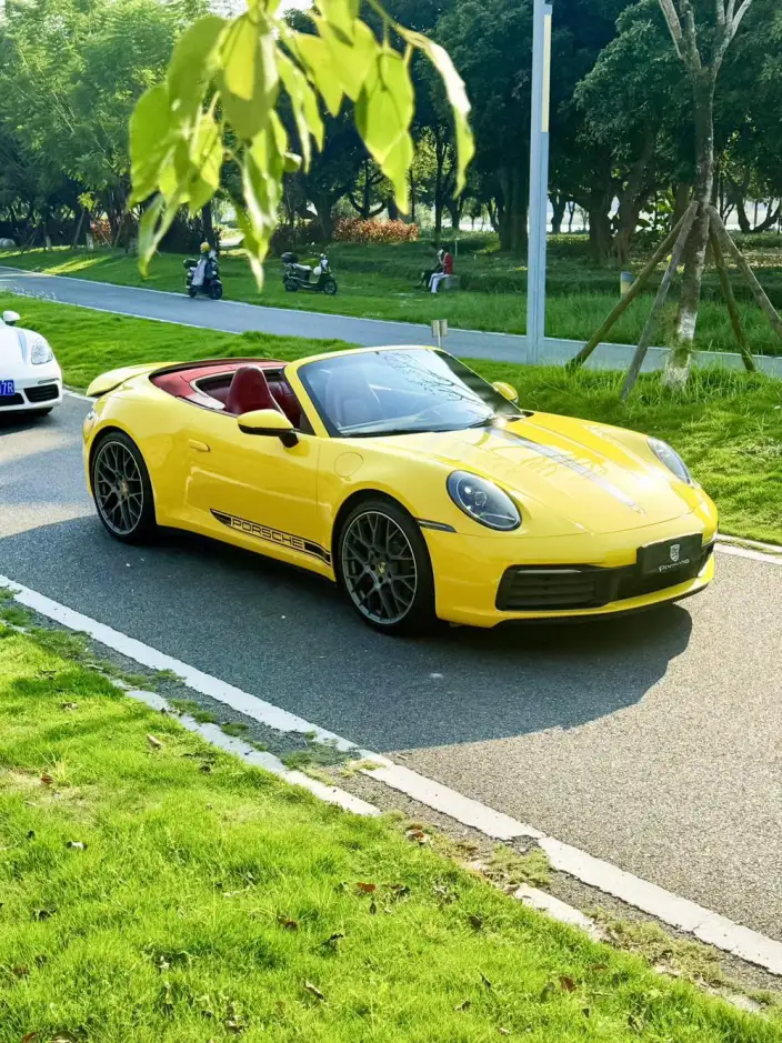 PORSCHE 911 2023 Model Carrera Cabriolet 3.0T – фото 3