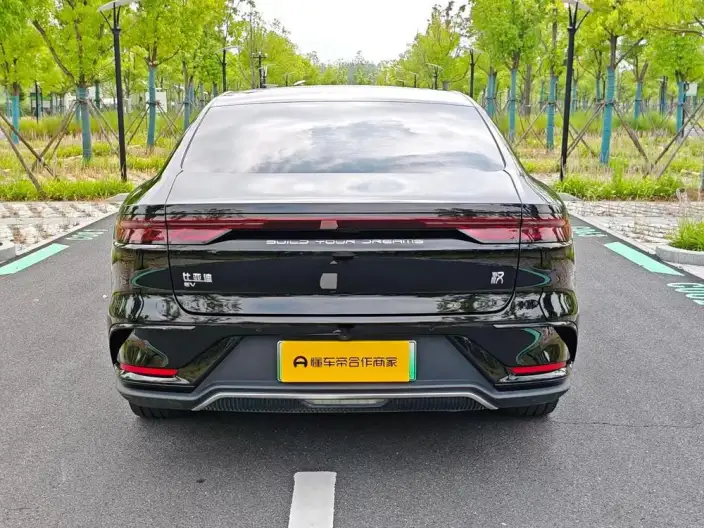 BYD Han EV 2024 Model Honor Edition 605KM Noble Model – фото 5