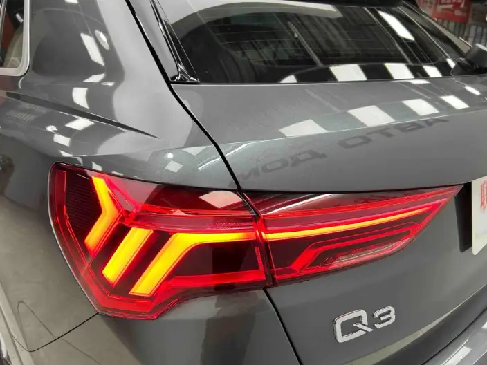 AUDI Q3 2022 Model 35 TFSI Fashion Dynamic Model – фото 10