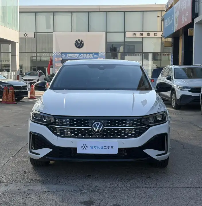 Volkswagen Lavida 2024 Model 300TSI DSG Starry Sky Leading Edition – фото 2