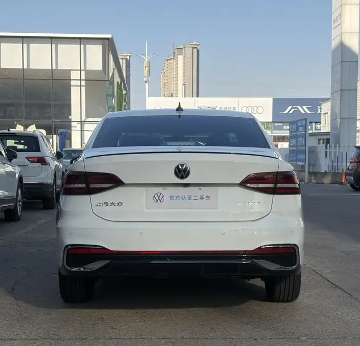 Volkswagen Lavida 2024 Model 300TSI DSG Starry Sky Leading Edition – фото 3