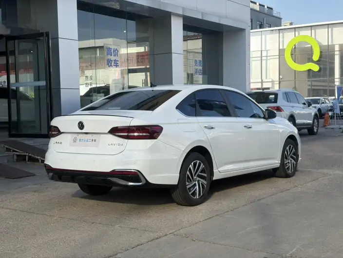 Volkswagen Lavida 2024 Model 300TSI DSG Starry Sky Leading Edition – фото 4