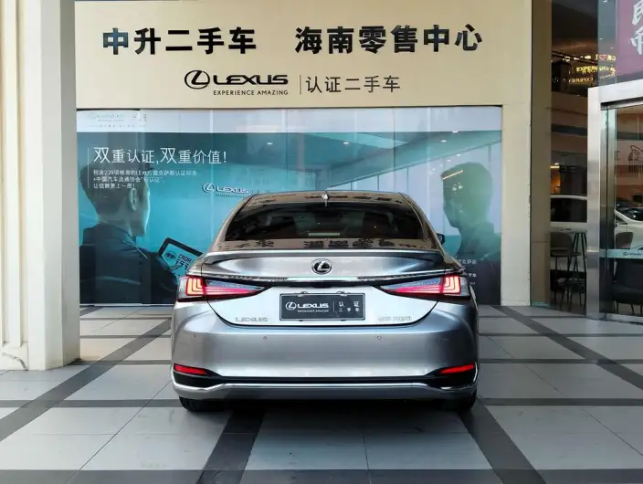 Lexus ES 2022 Model 200 Superior Edition – фото 3