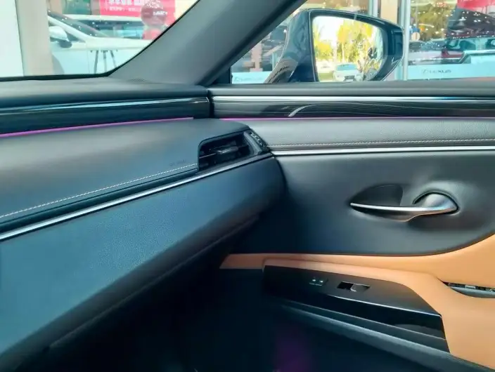 Lexus ES 2022 Model 200 Superior Edition – фото 9