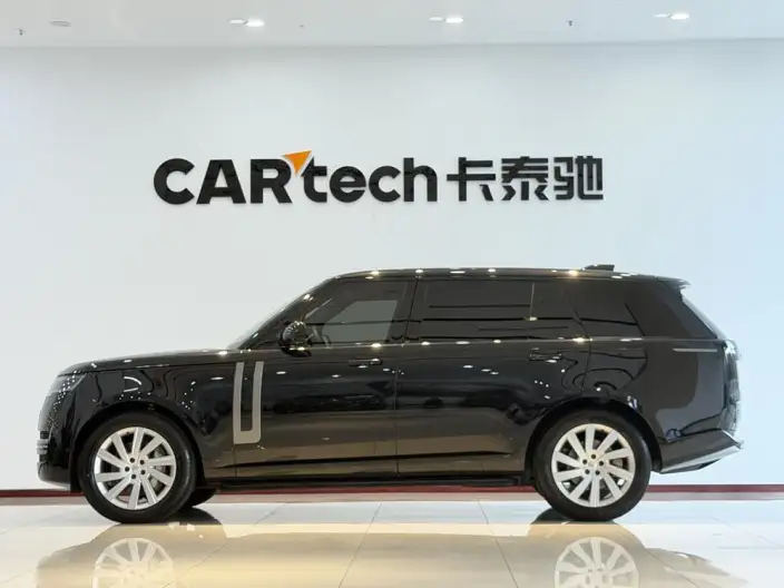 Range Rover 2025 Model 3.0 L6 400PS Shengshi Extended Edition – фото 4