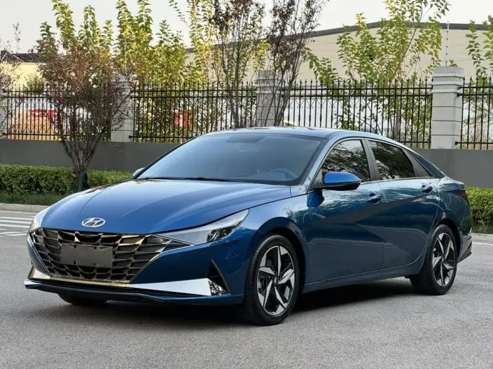 Hyundai Ioniq 2022 Model 1.5L CVT GLX Elite Edition – фото 1