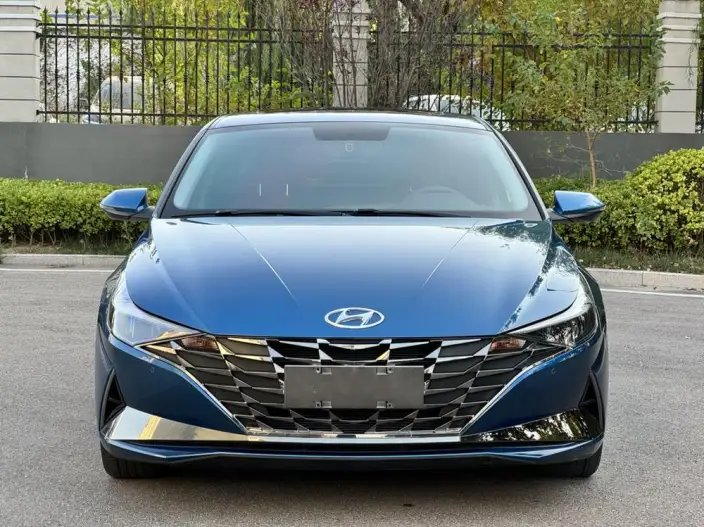 Hyundai Ioniq 2022 Model 1.5L CVT GLX Elite Edition – фото 2