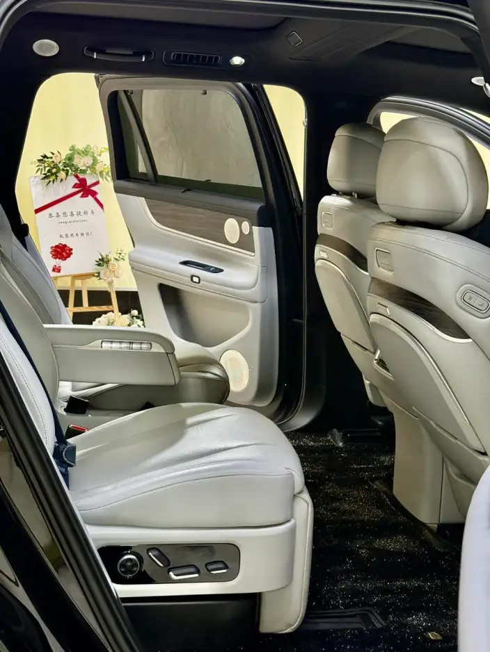 Aito M9 2024 Model EV Ultra VI seat Edition – фото 8