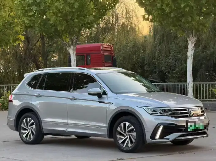Volkswagen Tiguan L PHEV 2022 Model 430PHEV Plug-in hybrid Ultimate Edition – фото 3