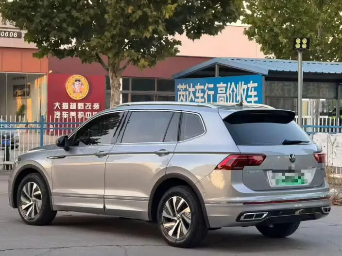 Volkswagen Tiguan L PHEV 2022 Model 430PHEV Plug-in hybrid Ultimate Edition – фото 4