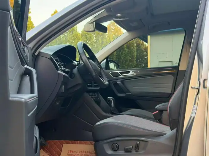 Volkswagen Tiguan L PHEV 2022 Model 430PHEV Plug-in hybrid Ultimate Edition – фото 8