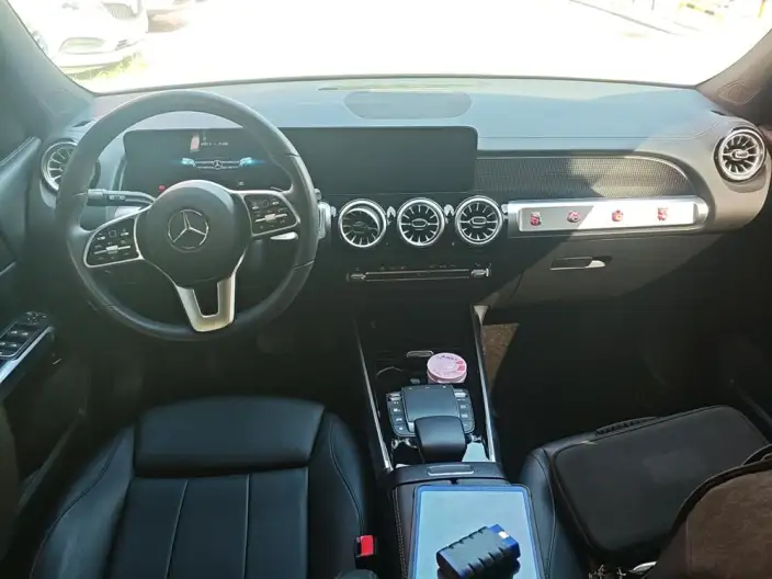 Mercedes-Benz GLB 2022 Model GLB 220 Fashion Model – фото 5