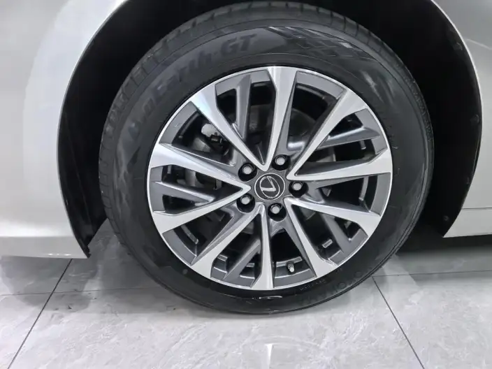 Lexus ES 2022 Model 200 Superior Edition – фото 7