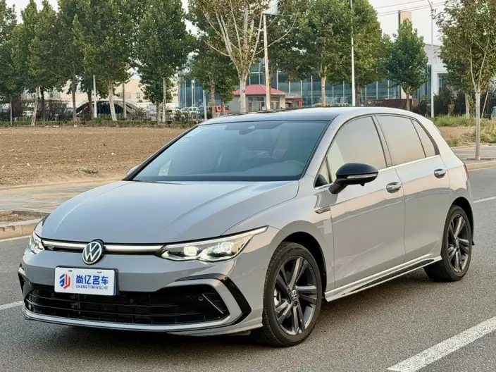 Volkswagen Golf 2021 Model 280TSI DSG R-Line – фото 1