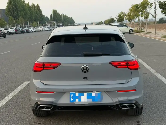 Volkswagen Golf 2021 Model 280TSI DSG R-Line – фото 4