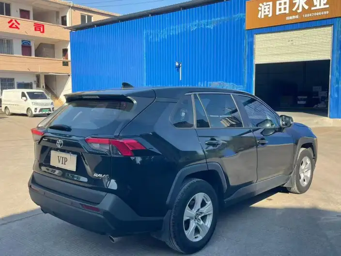 Toyota RAV4 2021 Model 2.0L CVT 2WD Urban Edition – фото 6
