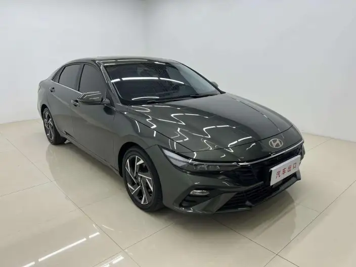 Hyundai Ioniq 2023 Model 1.5L CVT GLX Elite Edition – фото 3