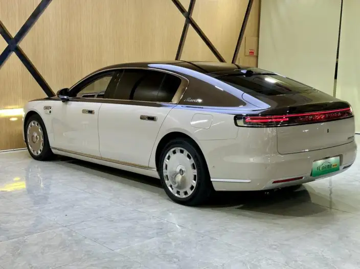 Zunjie S800 2025 Model Extended Range Starlight Executive Edition 4 seat