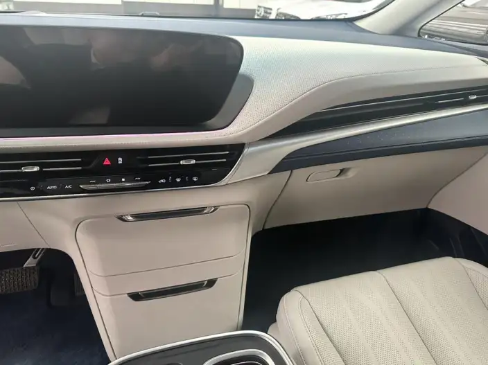 Century 2025 Model 2.0T VII seat Yunshi Edition – фото 9