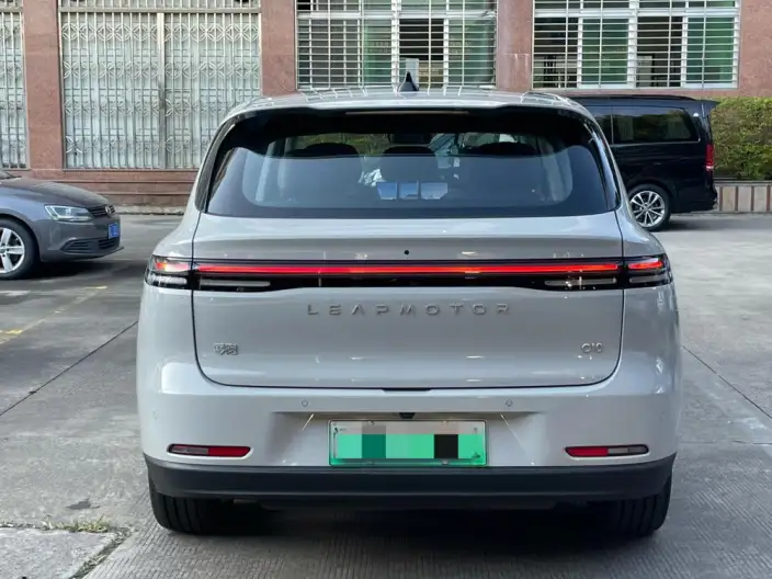 Leapmotor C10 2027 Model EV Edition 660 LiDAR Edition – фото 6
