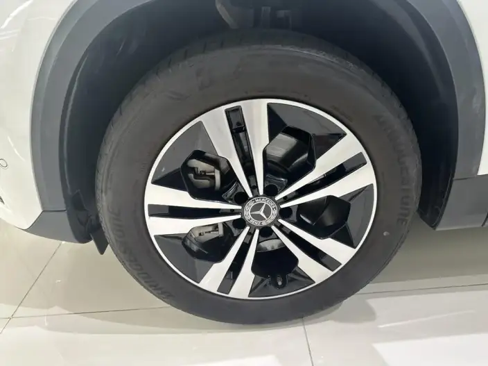 Mercedes-Benz GLA 2023 Model GLA 220 – фото 7