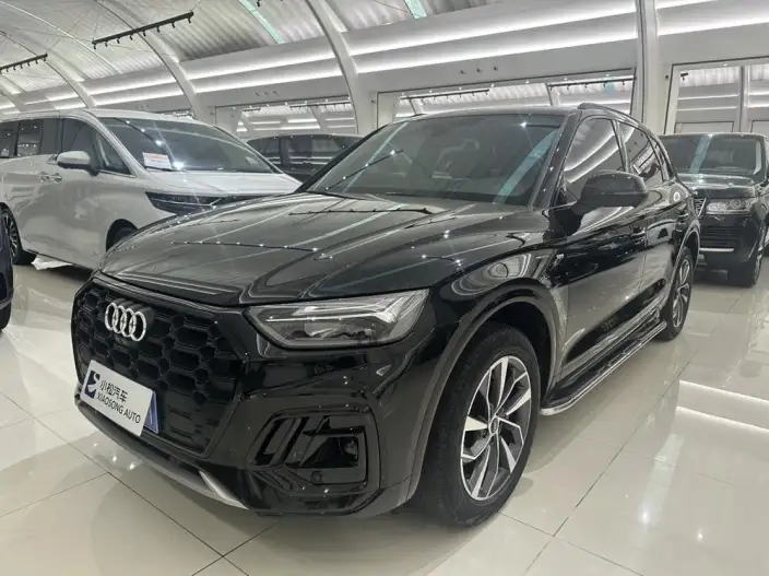 Audi Q5L 2024 Model 40TFSI Luxury Dynamic Model – фото 1