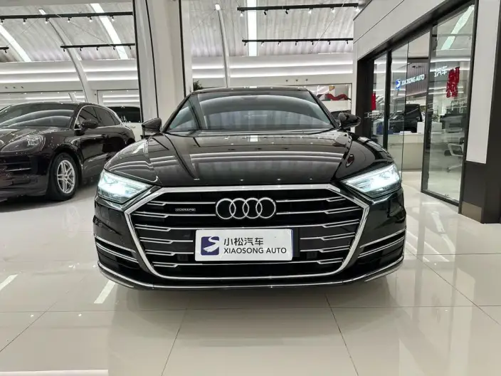 Audi A8 2022 Model A8L 50 TFSI quattro Comfort Model Collector Edition Edition – фото 2