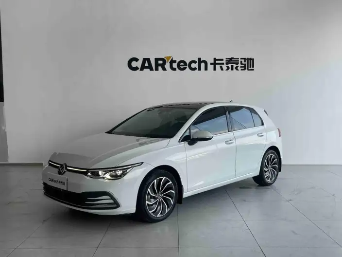 Volkswagen Golf 2023 Model 280TSI DSG Pro – фото 1