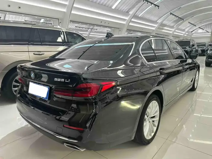 BMW 5 Series 2022 Model Facelift II 525Li Luxury Set – фото 5