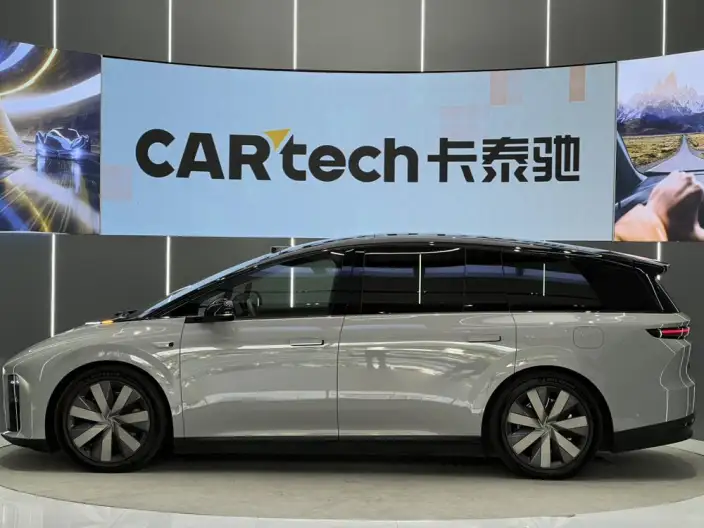 Li Auto i8 2025 Model Standard Edition – фото 4