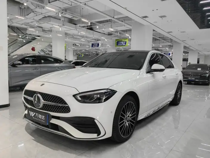 Mercedes-Benz C-Class 2024 Model C 260 L Sports Edition – фото 1