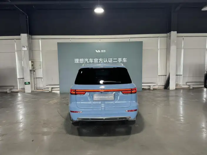 Li Auto ONE 2021 Model Extended Range 6 seat Edition – фото 3