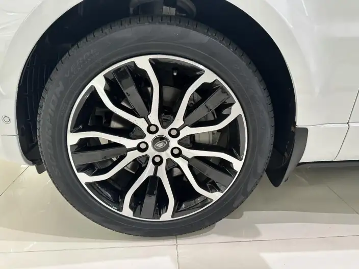 Range Rover Sport 2022 Model 3.0 L6 SE – фото 6