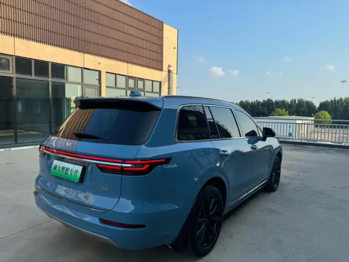 Li Auto ONE 2021 Model Extended Range 6 seat Edition – фото 7