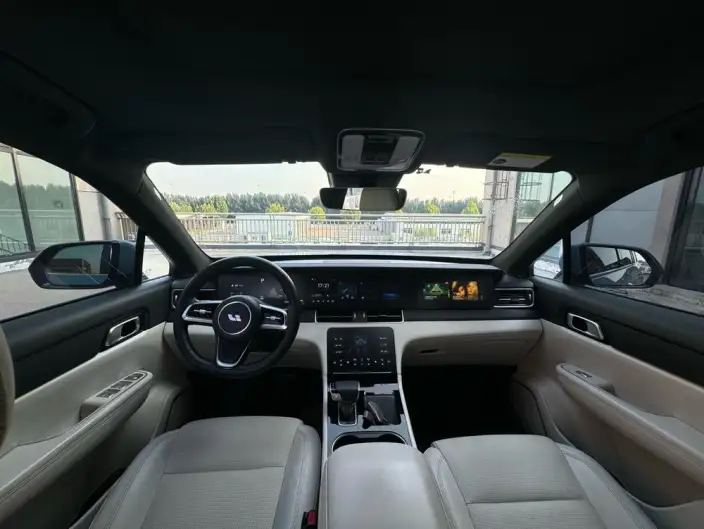 Li Auto ONE 2021 Model Extended Range 6 seat Edition – фото 10