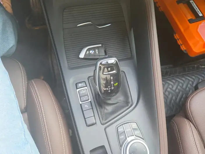 BMW X1 2022 Model sDrive25Li Leading Model – фото 9