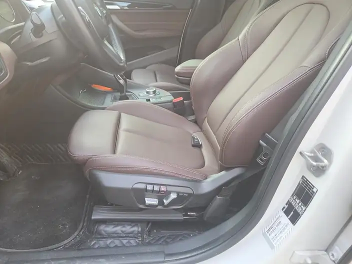 BMW X1 2022 Model sDrive25Li Leading Model – фото 10