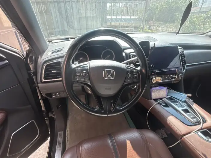 Honda UR-V 2020 Model 370TURBO 4WD Exclusive Edition – фото 7
