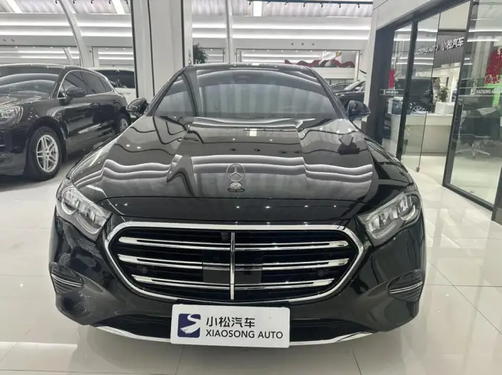 Mercedes-Benz E-Class 2024 Model E 260 L sedan – фото 2