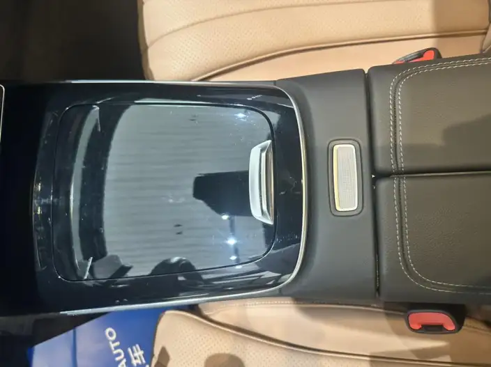 Mercedes-Benz E-Class 2024 Model E 260 L sedan – фото 7