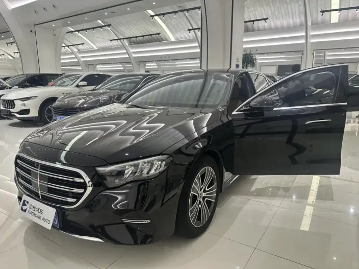 Mercedes-Benz E-Class 2024 Model E 260 L sedan – фото 10