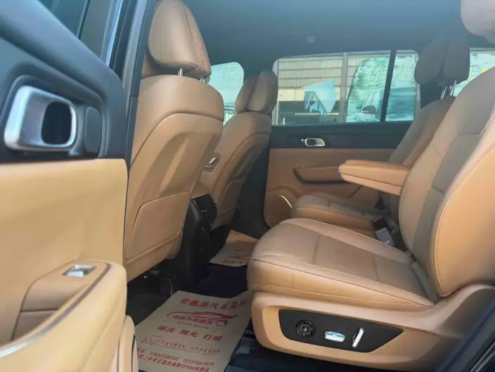 Li Auto ONE 2021 Model Extended Range 6 seat Edition – фото 9